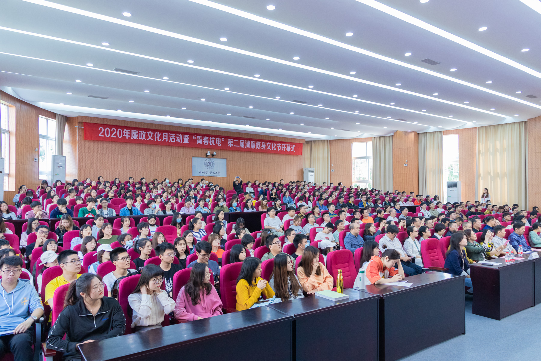 1602233597593469.jpg 1602233597593469.jpg