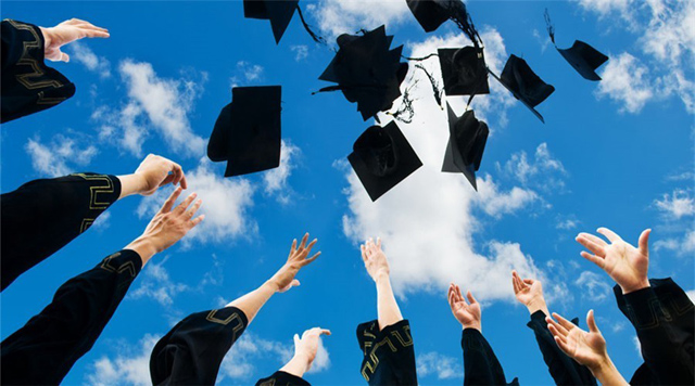 1518405104408859.jpg 8国际交流.jpg