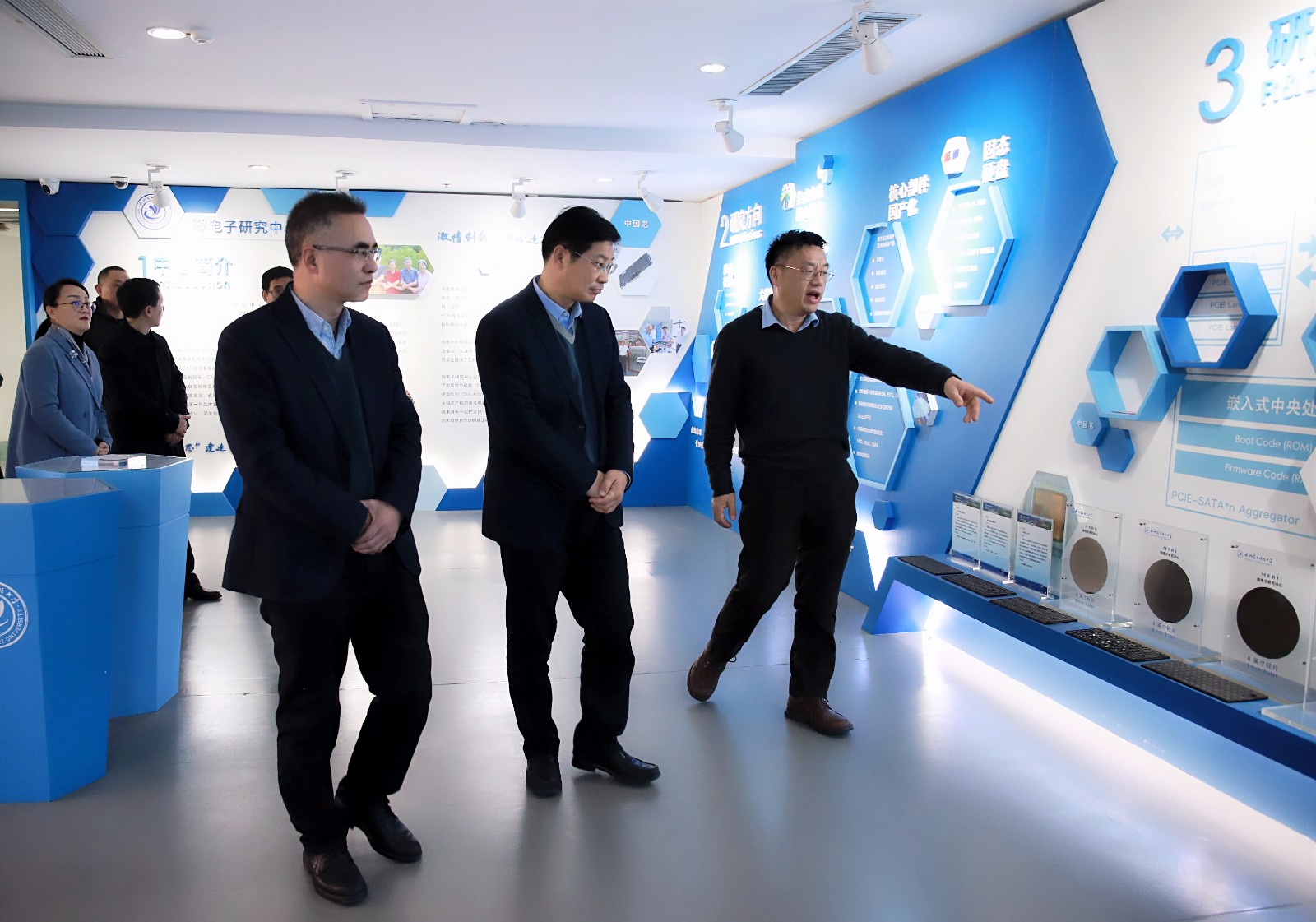 1609155424966653.jpg 1609155424966653.jpg