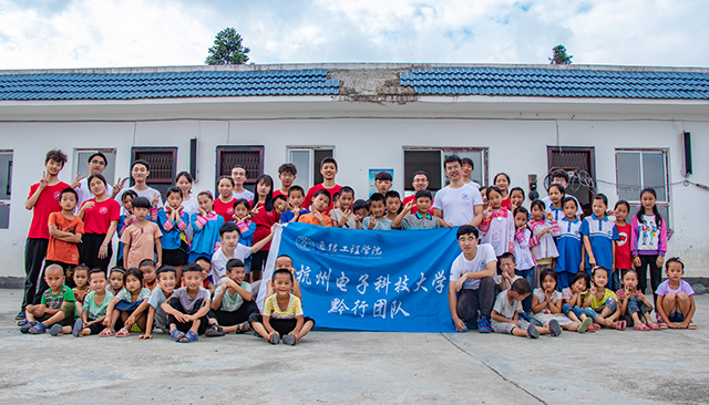 1565346172379660.jpg IMG_4805.jpg