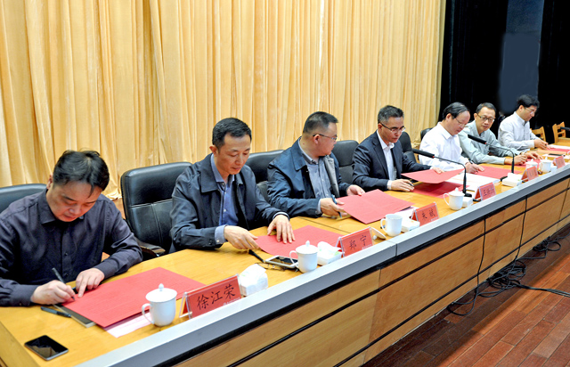 1524903111664152.jpg DSC_9364.jpg