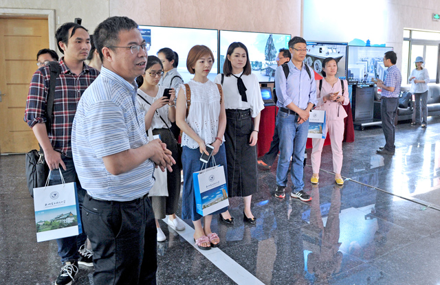 1527150592409647.jpg 12.jpg