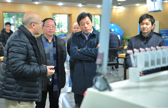 1512698390915029.jpg 2.jpg