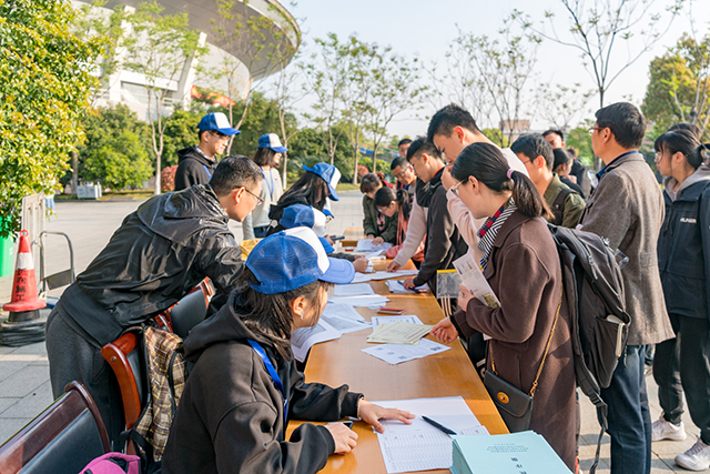 1555314854383441.jpg 黄贤策 18032119-7.jpg