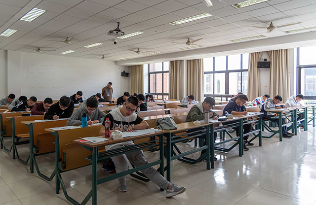 1555314761787948.jpg 2.jpg