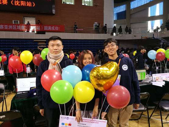 说明:E:\竞赛管理\A类学科竞赛\程序设计（ACM）\杭电ACM照片素材\2017ACM国际大学生程序设计竞赛亚洲区域赛（沈阳）-季军.jpg