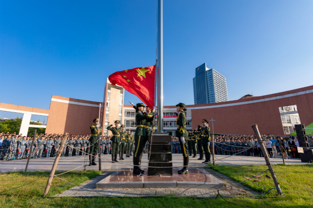 1568767357534459.jpg 焦点摄影-18031243-张思念-9386_meitu_2.jpg