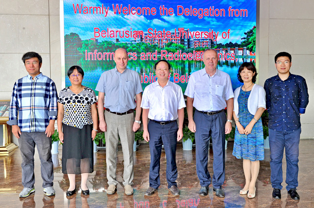 1528707327741247.jpg 新闻图片-朱校长接待2.jpg