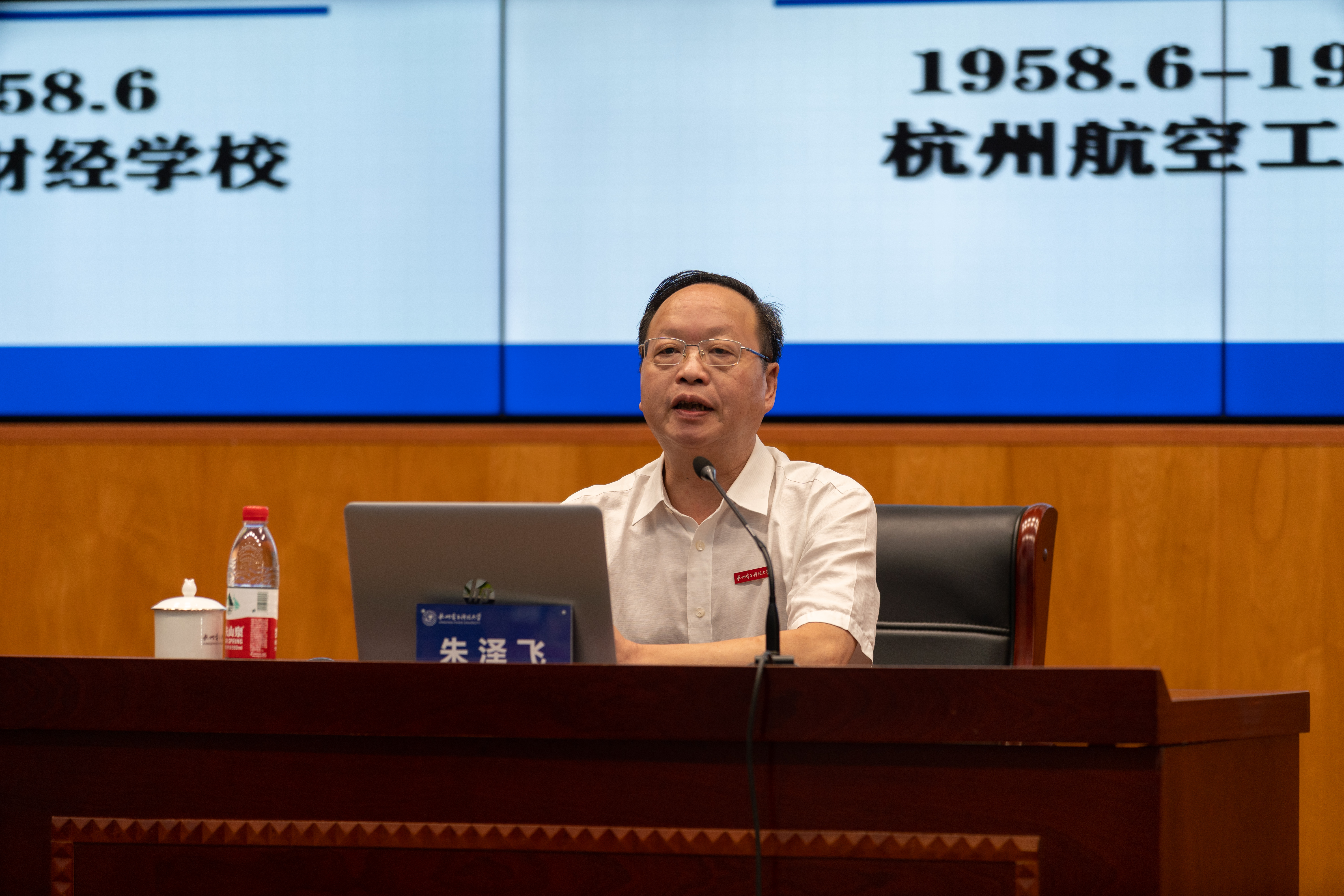 1662456923765889.jpg 1662456923765889.jpg